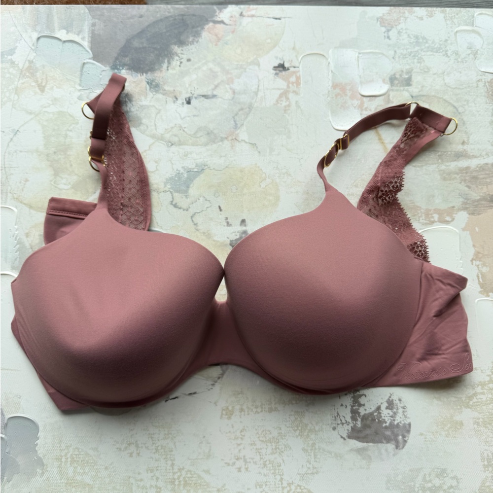 Victoria's Secret Lace Accent Bra in Dusty Pink